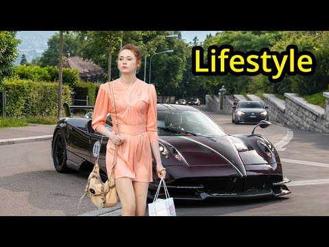 Karen Gillan's Lifestyle, Biography, Boyfriend, Net Worth, House, Cars ? 2020