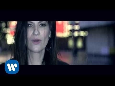 Laura Pausini - Se Fué with Marc Anthony (Official Video)