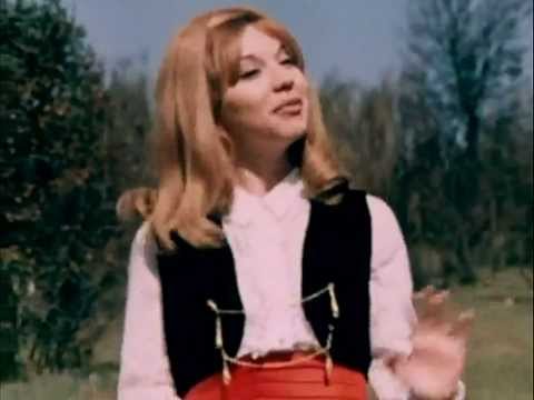 Karina - Las Flechas Del Amor (1968) Clip Edit