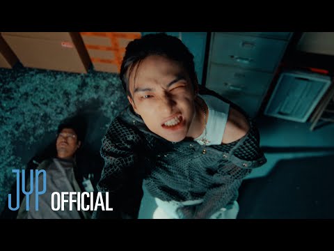 Stray Kids "MEGAVERSE" Video