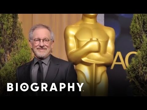 Steven Spielberg - Director & Producer | Mini Bio | BIO