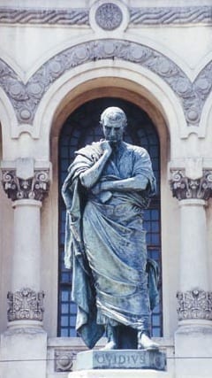 Estatua de Ovidio