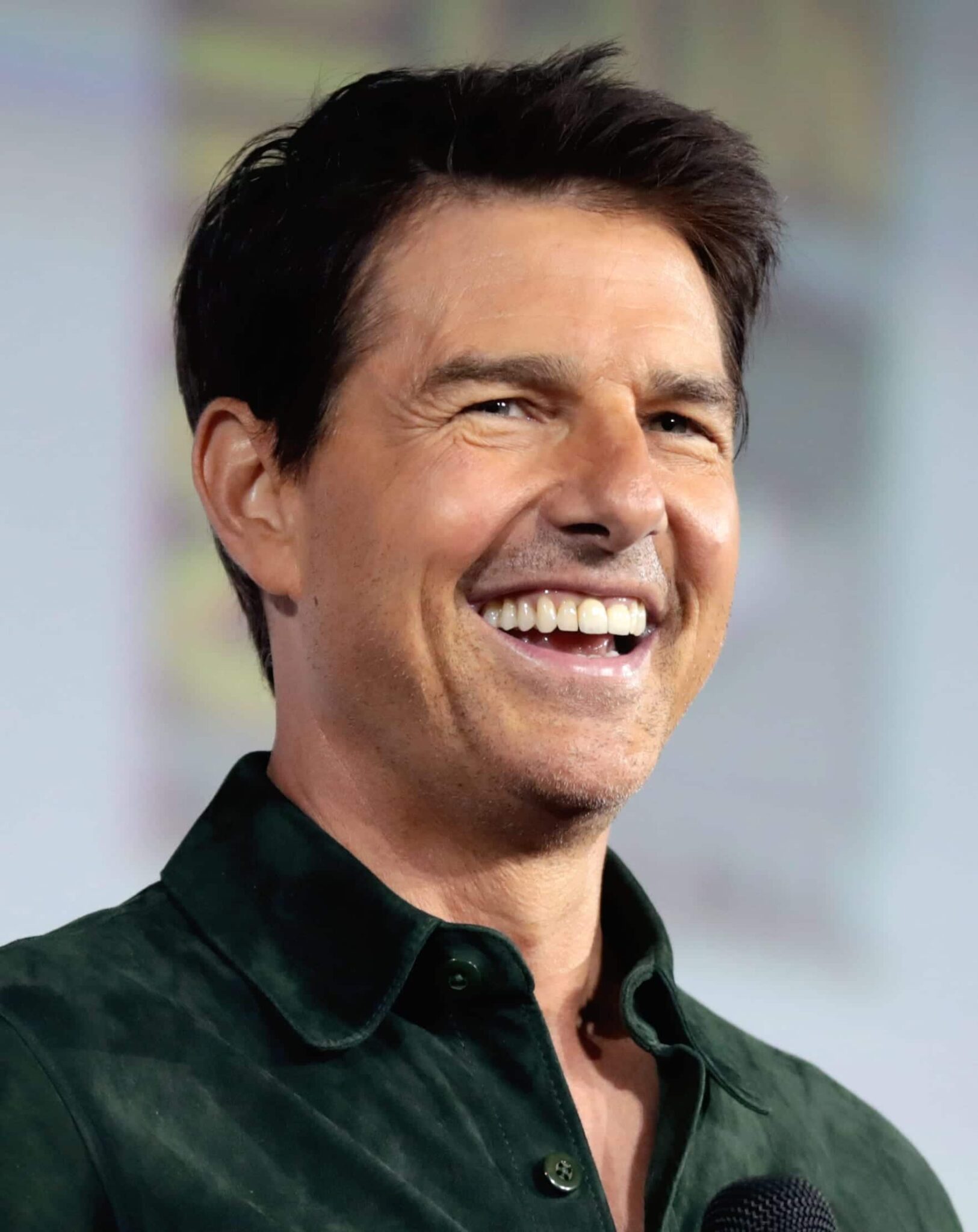 how old is tom cruise movies