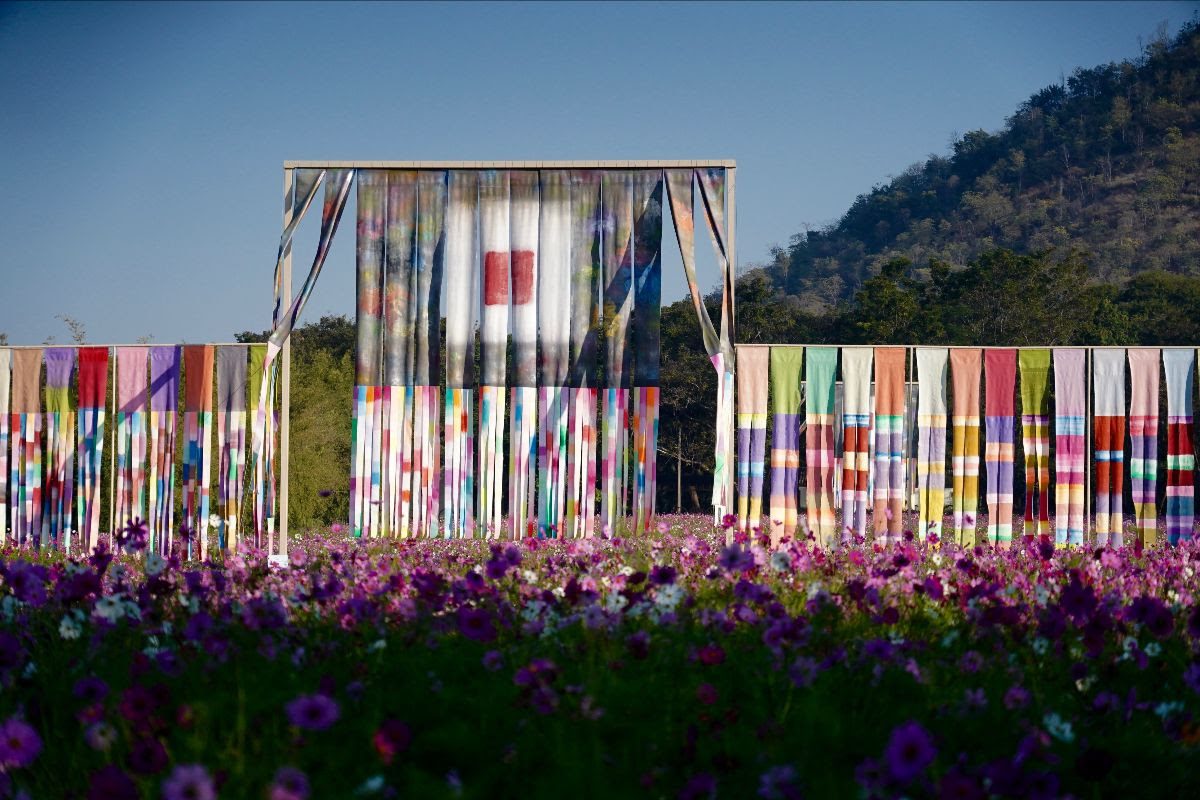 Installation view, Mit Jai Inn, People’s Wall (2019). 60 sprayed canvases, 4 × 1.5 m each, dimensions variable, at Art on Farm, Jim Thompson Farm, Thailand, 2020. Image courtesy the artist and Jim Thompson Art Center