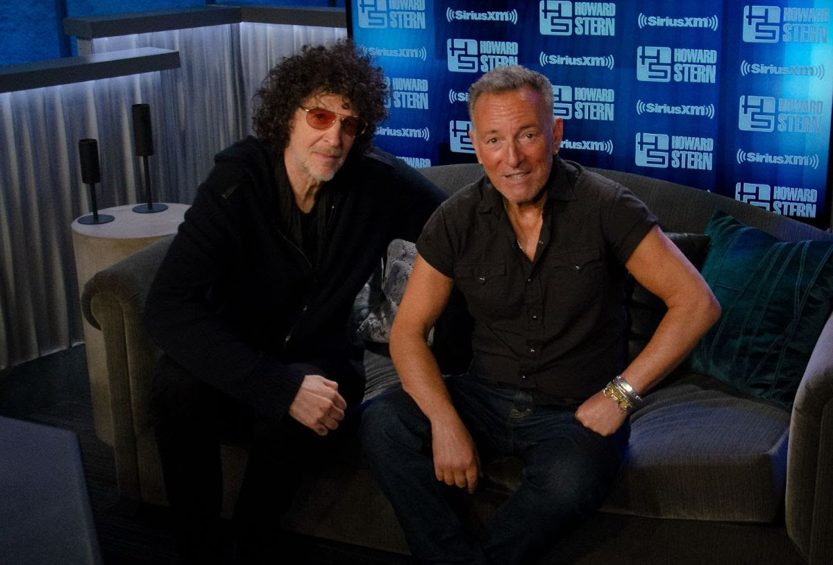 THE HOWARD STERN INTERVIEW: BRUCE SPRINGSTEEN